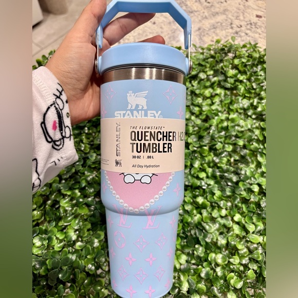 Customized Stanley Hello Kitty design Tumbler 30 oz - Picture 5 of 5